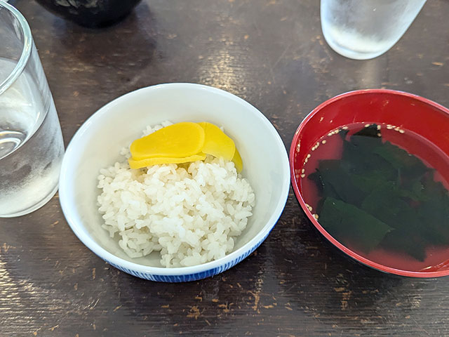 朝食